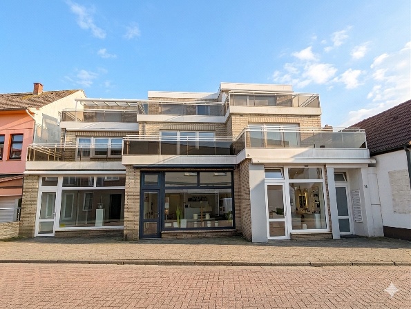 Straßenansicht