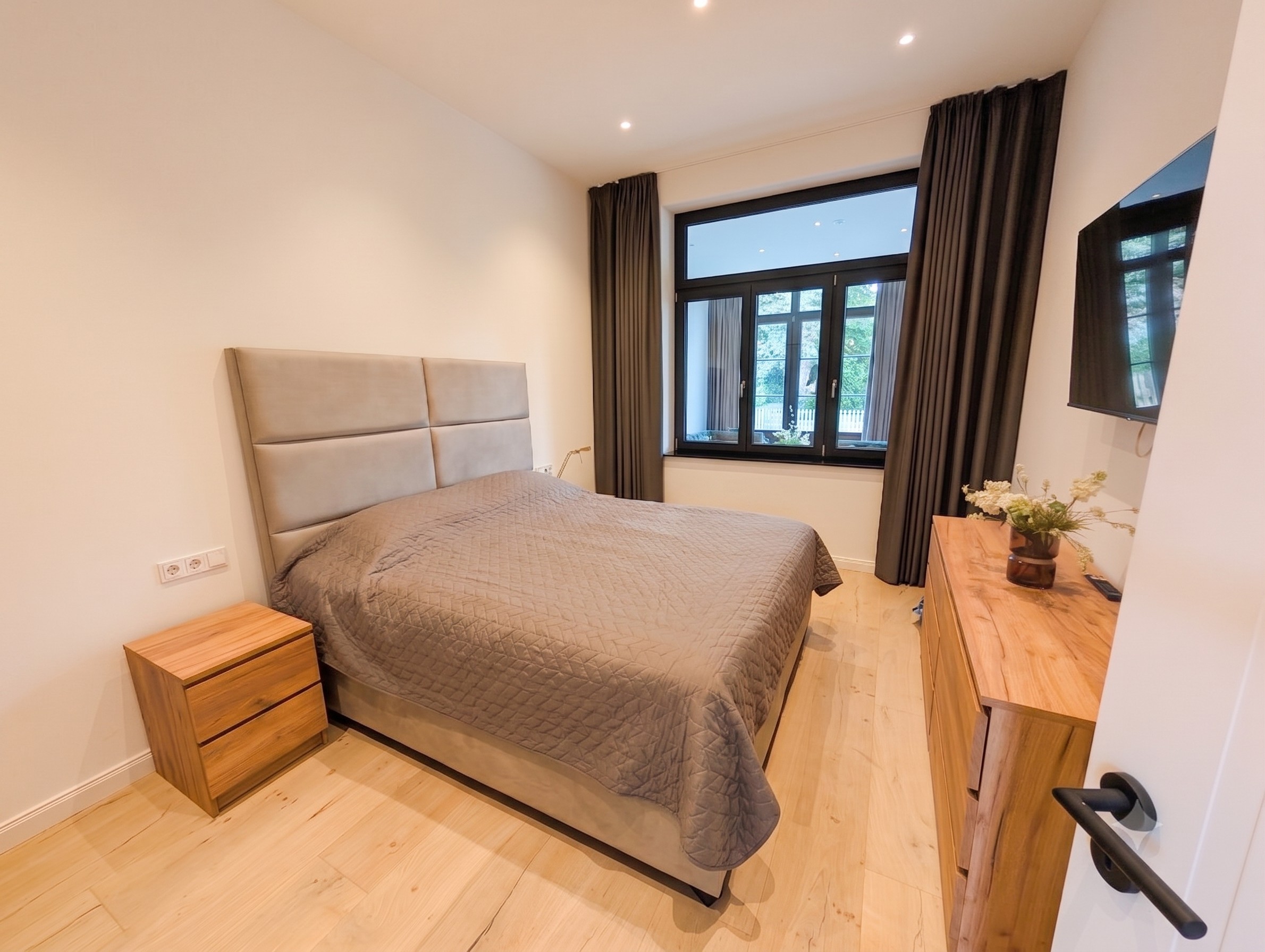 Schlafzimmer EG